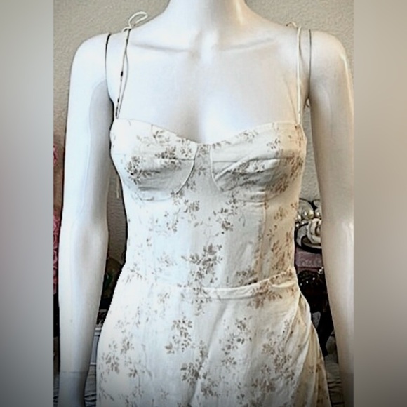 Reformation Moonsea floral print midi dress in ivory cream color Size 2 - Picture 3 of 11